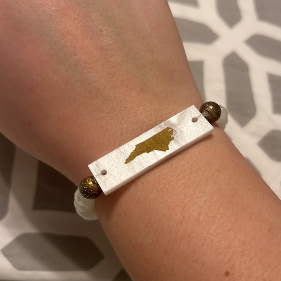 North Carolina Bracelet - Picture 4 of 5